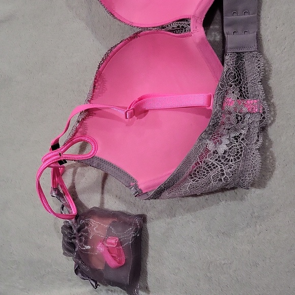 Victoria's Secret Sexy Little Things Bra - Picture 8 of 16